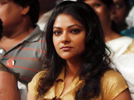 വിശ്വരൂപം 2ല്‍ അഭിരാമിയുടെ ശബ്ദം മാത്രം!