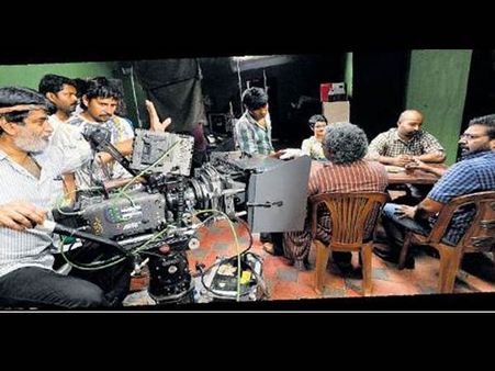 വേണുവിന്റെ മുന്നറിയിപ്പ് 4സംവിധായകര്‍ക്ക്