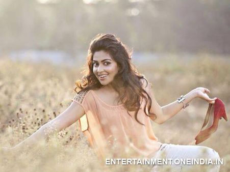 അമല പോള്‍ മുത്തശ്ശിയെ ഓര്‍ത്തു പോകുന്നു