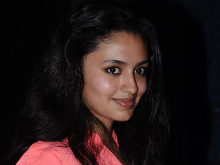 ഗ്ലാമര്‍ പ്രദര്‍ശിപ്പിക്കാന്‍ വയ്യെന്ന് മാളവിക നായര്‍