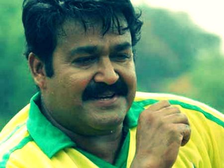 കളക്ടറെയും സംഘത്തെയും തറപറ്റിച്ച് ലാലും കൂട്ടരും