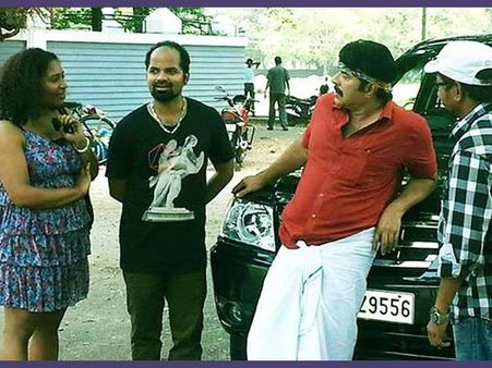 മമ്മൂട്ടിയ്‌ക്കൊപ്പം അഭിനയിച്ച സന്തോഷത്തില്‍ വിനയ് ഫോര്‍ട്ട്