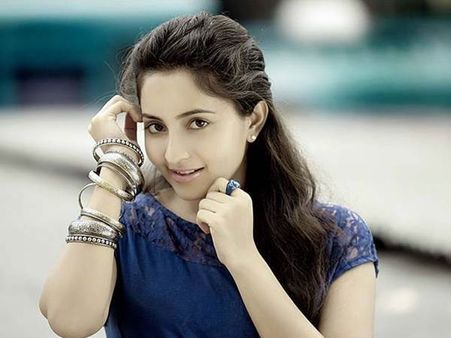 നാടന്‍ പെണ്‍കുട്ടി എന്ന ഇമേജ് മാറണം: ഭാമ