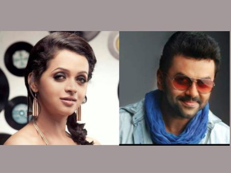 ഭാവനയും ഇന്ദ്രജിത്തും ചിരിയുടെ പുതിയ രസതന്ത്രം