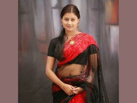 ഫേസ്ബുക്കില്‍ അന്‍സിബയ്‌ക്കെതിരെ മത,സദാചാര പൊലീസ്