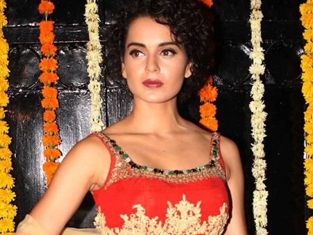 തെന്നിന്ത്യന്‍ ക്യൂനിനെ പ്രഖ്യാപിക്കാന്‍ കങ്കണ