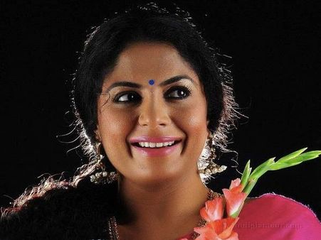 മമ്മൂട്ടിയുടെ നായികയായി ആശ ശരത്ത്