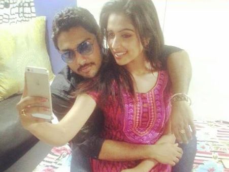 അമലയുടെ സഹോദരനും സിനിമയിലേയ്ക്ക്