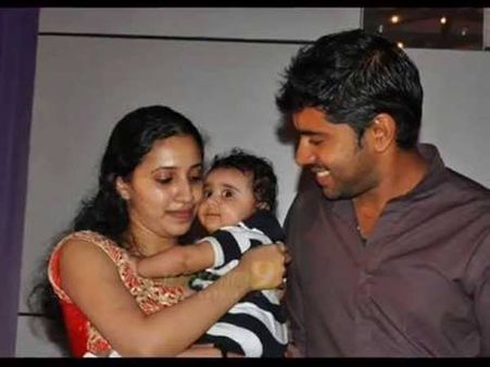 നിവിന്റെ ഭാഗ്യനക്ഷത്രം മകന്‍ ദാവീദ്