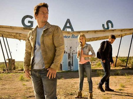 ഹോളിവുഡ് ചിത്രങ്ങളുടെ റിലീസ് മാറ്റുന്നു