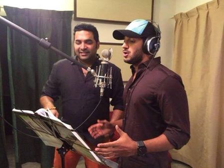 മമ്മൂട്ടിയുടെ ചിത്രത്തിനായി ദുല്‍ഖറിന്റെ പാട്ട്