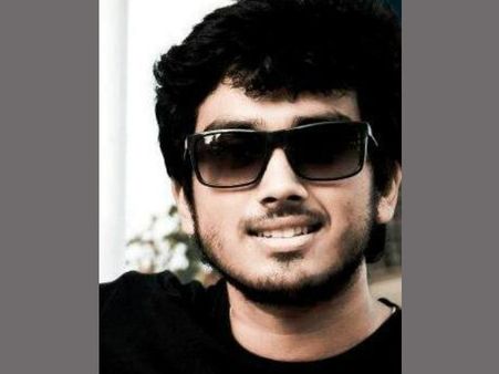 വിജയ് യെയും സൂര്യയെയും ഞെട്ടിച്ച് കാളിദാസ് ജയറാം, വീഡിയോ കാണൂ