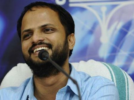 വിഐപിയെ വിമര്‍ശിച്ച ജൂഡ് ആന്റിക്ക് കിട്ടേണ്ടത് കിട്ടി!