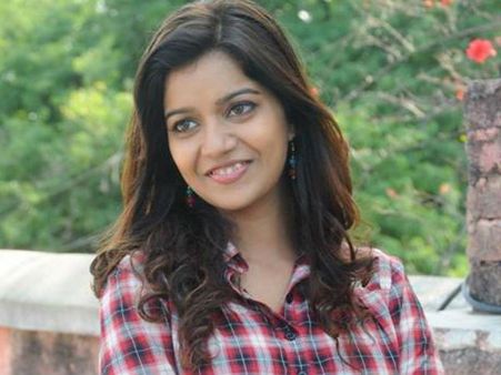 വ്യത്യസ്തമായ കഥാപാത്രങ്ങള്‍ ചെയ്യണം: സ്വാതി റെഡ്ഡി