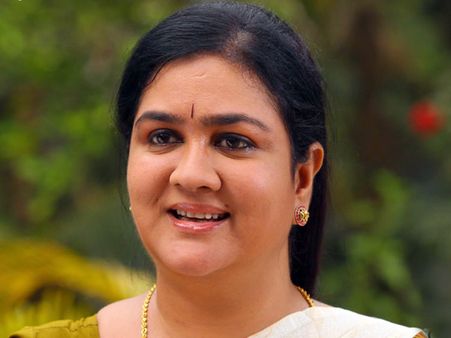 ഉര്‍വ്വശി വീണ്ടും അമ്മയായി