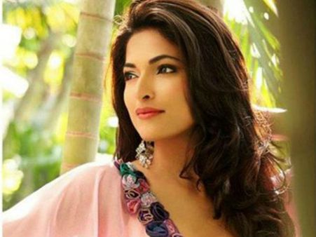 പാര്‍വ്വതി ഓമനക്കുട്ടന്‍ പറയുന്നു, ഞാന്‍ തിരക്കിലാണ്