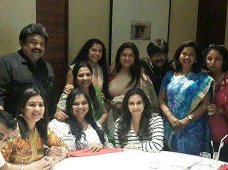 80 കളിലെ താരറാണിമാര്‍ താജില്‍ ഒന്നിച്ചു, പ്രഭുവിന് വേണ്ടി