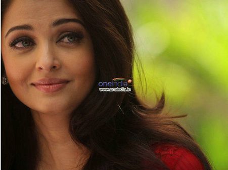 ഐശ്വര്യ റായ് വക്കീല്‍ കുപ്പായമിടുന്നു, ഇനി സിനിമയില്‍?