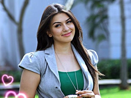 ഹന്‍സികയ്ക്ക് മലയാളികളുടെ തെറിവിളി