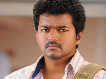 വിജയ് 18 വര്‍ഷത്തെ പതിവ് തെറ്റിക്കുന്നു