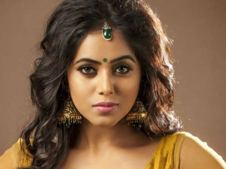 ഷംന കാസിമും ഡാന്‍സ് സ്‌കൂള്‍ തുടങ്ങുന്നു