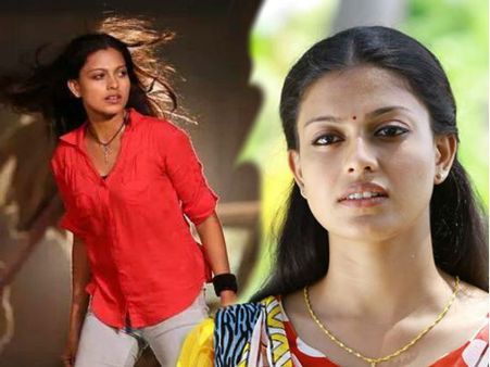ആല്‍വിയാകാന്‍ അനുശ്രി സിഗരറ്റ് വലിച്ചു