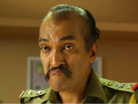 ശശി കലിംഗയുടെ നായികയായി സരിത