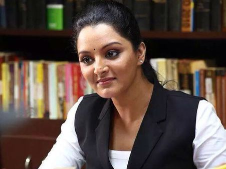 മഞ്ജു സിനിമയിലും വിവാഹ മോചിത!!