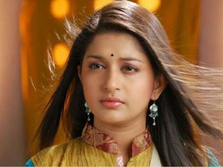 മീരയുടെ ഭര്‍ത്താവ് മറ്റൊരു പെണ്ണുമായി അടുപ്പത്തില്‍ ??