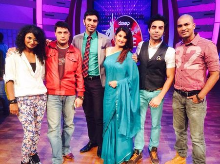 ലെറ്റ്‌സ് ഡാന്‍സ് വികാര നിര്‍ഭരമായ സെമിഫൈനലിലേയ്ക്ക്