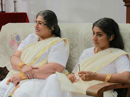 ഒരിക്കല്‍ നായിക, ഇപ്പോള്‍ വല്യമ്മച്ചി