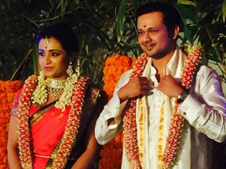 അങ്ങനെ തൃഷയുടെ നിശ്ചയം കഴിഞ്ഞു, ചിത്രങ്ങള്‍ കാണൂ