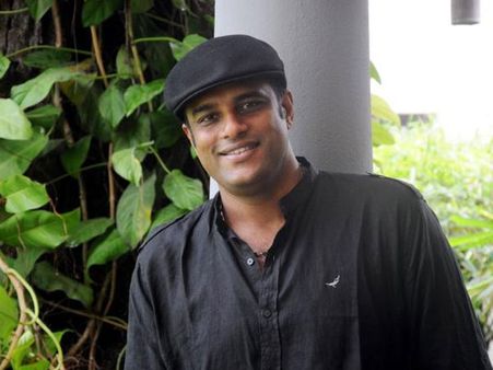 പ്രേമം...മുരളീ ഗോപി പാടുന്നു