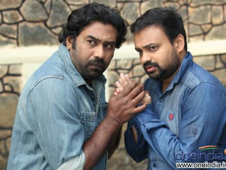 ബിജു-ചാക്കോച്ചന്റെ മധുരനാരങ്ങ