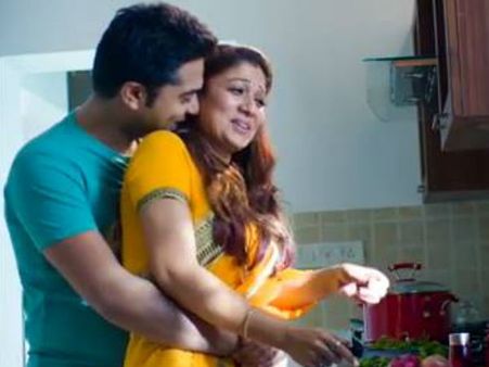 ചിമ്പു-നയന്‍താര വാലന്റെന്‍സ് ഡേ സ്‌പെഷ്യല്‍ വീഡിയോ കാണൂ