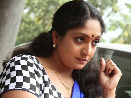 മമ്മൂട്ടിയുടെയും മോഹന്‍ലാലിന്റെയും അമ്മയാകാന്‍ എന്നെ കിട്ടില്ല!
