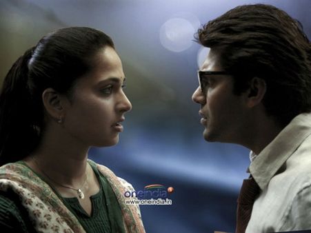 ആര്യയും അനുഷ്‌ക്കയും സൈസ് സീറോയില്‍