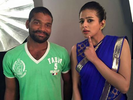 പ്രിയാമണിയും ശിഖര്‍ ധവാനും തമ്മില്‍ എന്താ ബന്ധം?