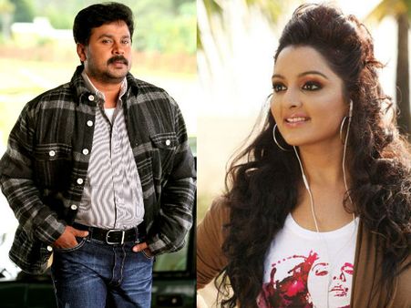 ദിലീപിന്റെ തിയേറ്ററില്‍ മഞ്ജുവും ദിലീപും നേര്‍ക്കുനേര്‍