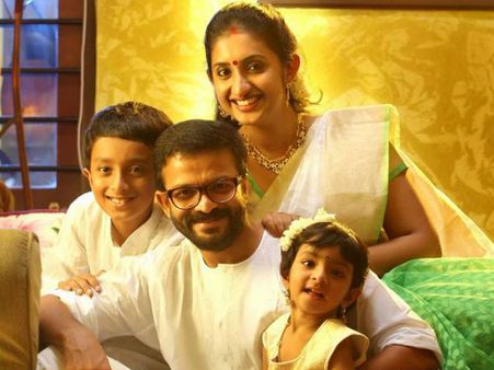 മകന്‍ ദുല്‍ഖര്‍ ഫാന്‍, മകള്‍ നസ്‌റിയ ഫാന്‍, അപ്പോള്‍ ഭാര്യയോ?