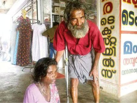 മമ്മൂട്ടിയുടെയും മോഹന്‍ലാലിന്റെയും ഡ്യൂപ്പ് ഇന്ന് തെരുവില്‍ പിച്ചയെടുക്കുന്നു!