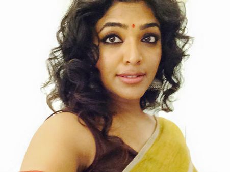 ആ കപ്പ് തിരിച്ചു കൊടുക്കില്ലെന്ന് റിമ കല്ലിങ്കല്‍