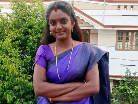 കറുത്ത മുത്ത് ചോദിക്കുന്നു, എന്നെ കുറിച്ച് നിങ്ങളെന്തിന് ആകുലതപ്പെടുന്നു?