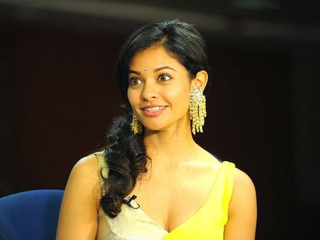 പൂജ കുമാറിന്റെ എംഎംഎസ് വീഡിയോ വൈറലാകുന്നു