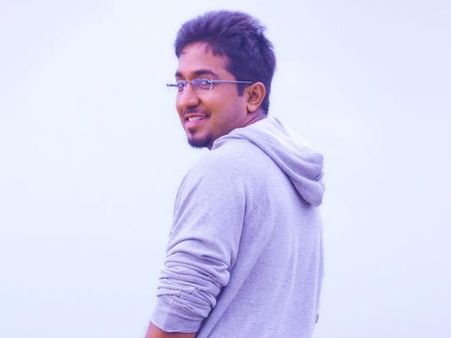 വിനീതിന്റെ തിരക്ക്‌