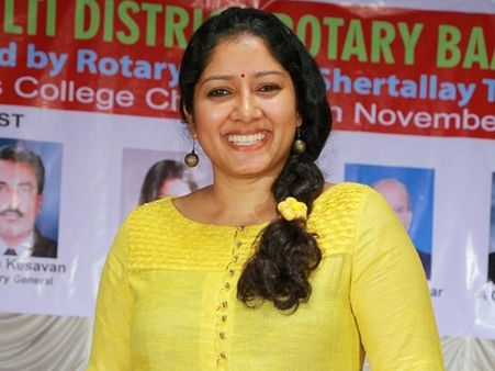 ജമ്‌നാപ്യാരിയില്‍ അനുമോളും