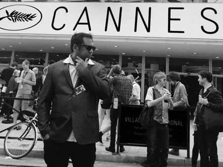 ഇന്ത്യന്‍ സംവിധായകനു മുന്നില്‍ തുണി ഉരിഞ്ഞ് ഫ്രഞ്ച് നടി