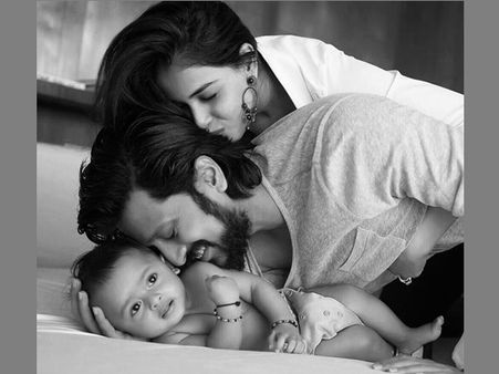 ജെനിലിയ-റിതേഷ് ദമ്പതികളുടെ മകന്‍ റിയാന്റെ ചിത്രം സോഷ്യല്‍ മീഡിയയില്‍ വൈറലാകുന്നു