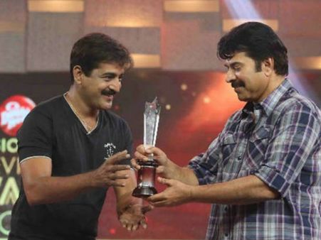 മമ്മൂട്ടിയില്‍ നിന്ന് അവാര്‍ഡ് സ്വീകരിച്ചത് അനുഗ്രഹം: കിഷോര്‍ സത്യ
