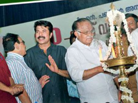 മമ്മൂട്ടിയെ കുറിച്ചോര്‍ക്കുമ്പോള്‍ അഭിമാനം, വിദ്യാഭ്യാസ മന്ത്രിയോ...??